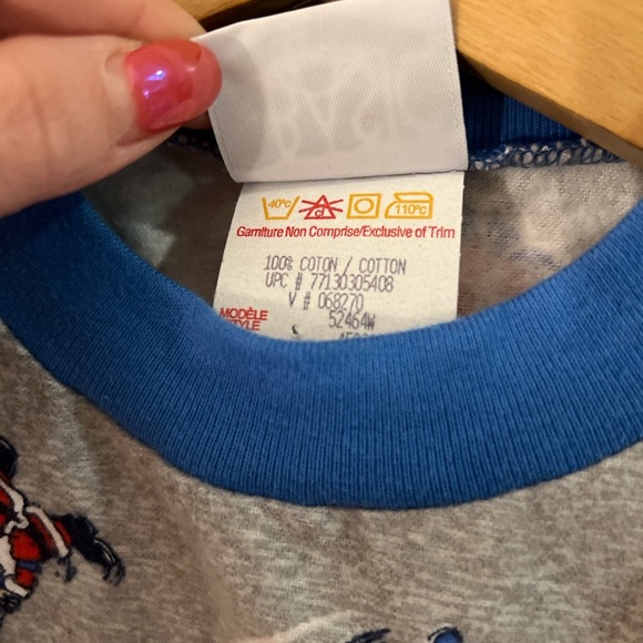 Simply Basic Holiday Themed Vintage Top 5 - Picture 6 of 10